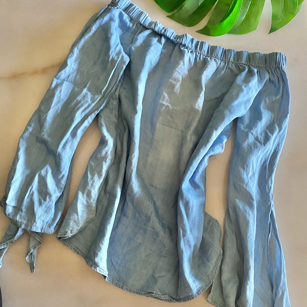 NWT Style Envy Chambray Off Shoulder shirt